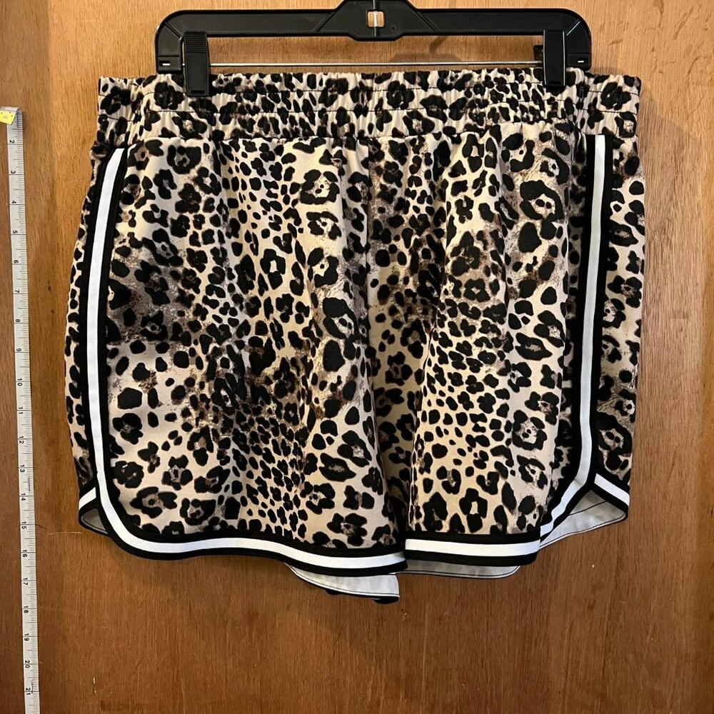 Size XXXL(21) - NOBO - Brown and Tan Shorts - Juniors